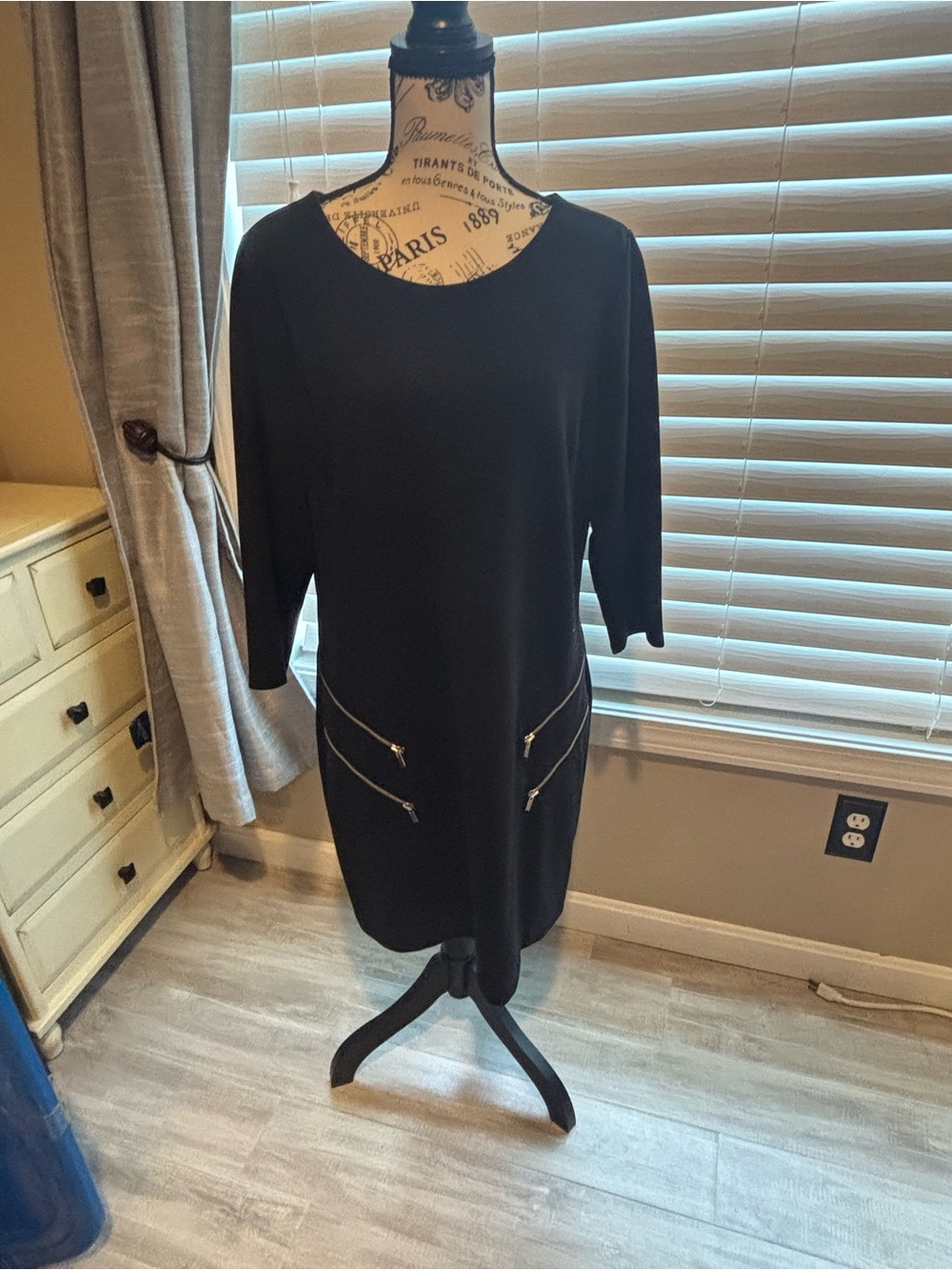Express Black Long Sleeve Shift Dress with Decorative Zippers nwt